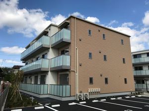 リリスコート 201号-1