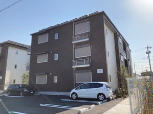 オカバ袖ヶ浦駅前シャーメゾンＡ