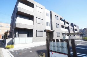 セレナヴィラＡＩＹＡ