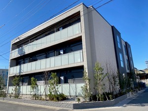 カーサ　フィオーレ