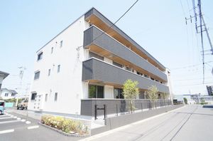 エル　コリーヌ