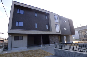 Ｏｒｅｎ　Ｓｑｕａｒｅ 302号-1