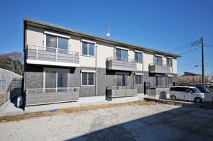 スカイフィールズＤ