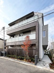 シャーメゾン明原三丁目