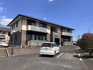 グランシャリオ　Ｆ 201号-1