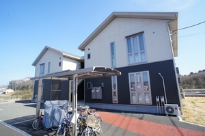 メゾン・ドゥ・ブラン　Ａ