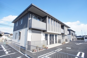 シャーメゾン・Ｍａｒｎａ　Ａ