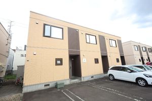 ＣＵＲＡＶＩＥ　ＴＯＷＮ新琴似Ｂ