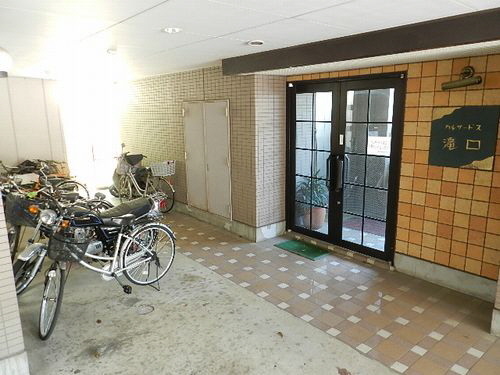 カルサ－ドス滝口 402号-2