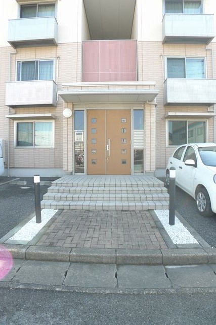 ヴィラ・イーストＢ 301号-13