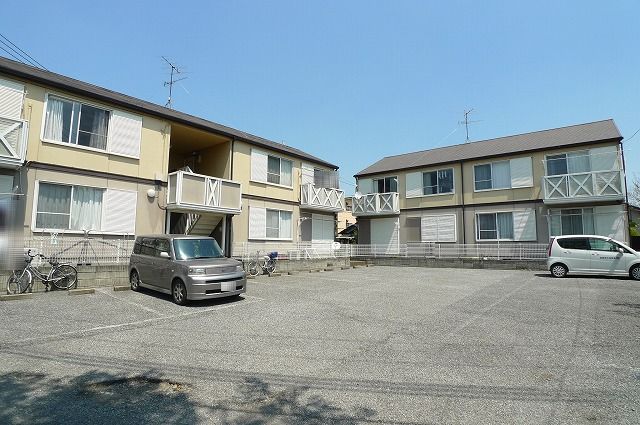 ナディアクレセントハナワＡ 102号-2