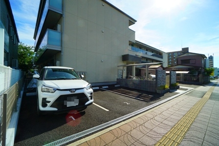 ラトゥール 301号-3