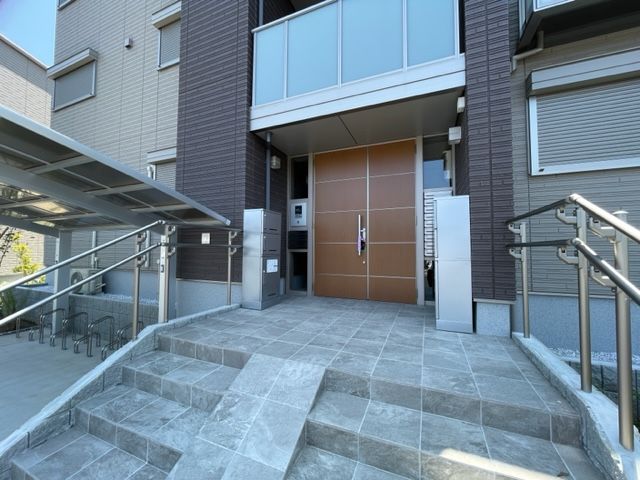 アンビエラⅢ 302号-13