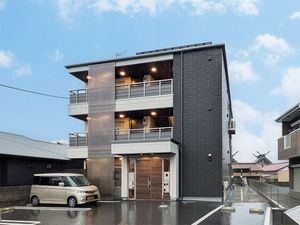 シャーメゾン浜野Ｅ