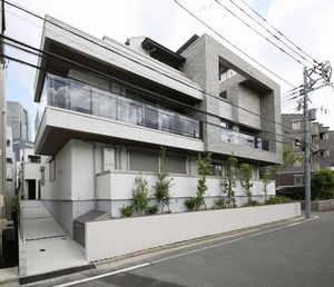 Ｐｒｅｍｉｅｒ　ｃｏｕｒｔ南青山