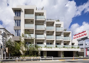 プライムメゾン桜新町 207号-1