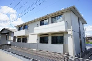 フィオリスタ　Ｃ 202号-1