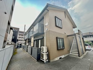 シャーメゾン島崎 103号-1