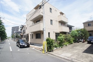 アルビレオ五十嵐 302号-1