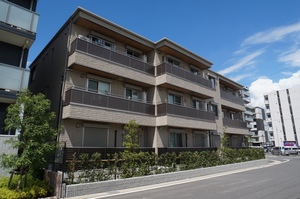 シャーメゾンおおたかの森Ⅰ 201号-1