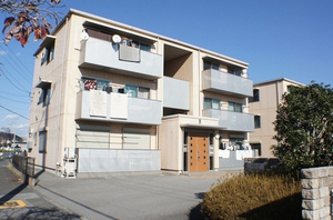 ノーブル・コートⅡ 102号-1