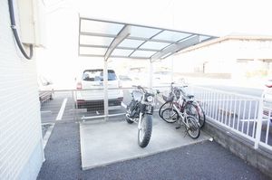 ヴィラーチェ・S 202号-13