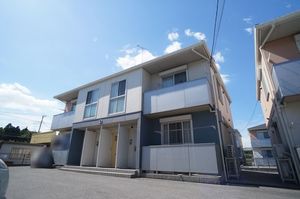 ウヴェール・メゾン安塚Ｄ