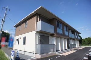 メゾン・ラークヒル