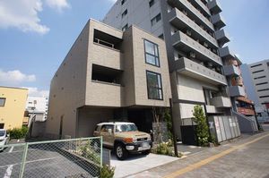 ＥＡＳＴ　ＢＡＳＥ 301号-1