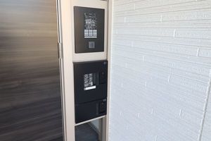 ヴィ　レーブ 302号-2