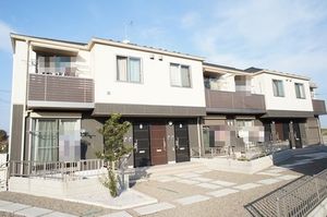 シャーメゾン百寿 201号-1