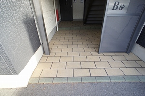 シャーメゾン中野Ｂ 101号-2