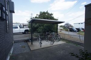 フォレスト　三室 203号-15