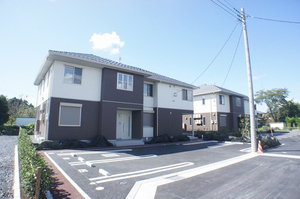 セレナヴィラ　Ｅ 102号-1