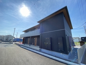 クレストウッドⅢ 202号-13