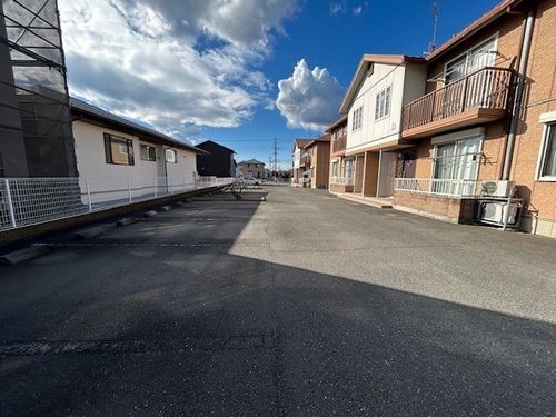 キャロッツＥ 101号-5