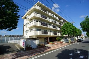 サニーハイツ新桜ヶ丘