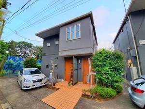 フレシール参番館 201号-1