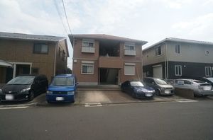 シャトル臼居 102号-1