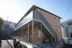 メゾン・パピヨン上大岡 102号-1