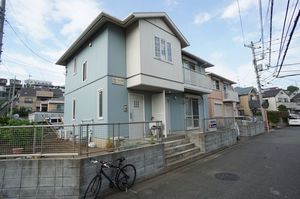 メゾンドクレールＡ 102号-1