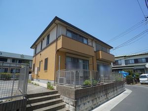ラヴィル湘南 202号-1