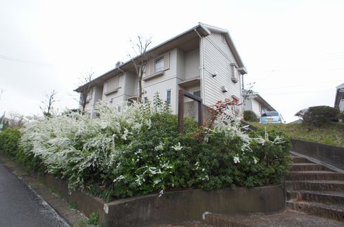 エステティークすずかけ台　Ｄ