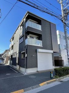 Ｃｒｙｓｔｅｌｌａ