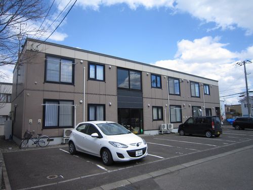 シャーメゾン・ルピナス１９５