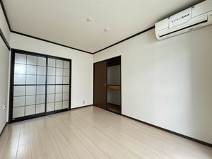 ユ－ゲントハイム 102号-2