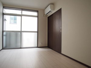 ユ-ゲントハイム 203号-2