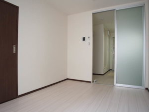 ユ-ゲントハイム 203号-3