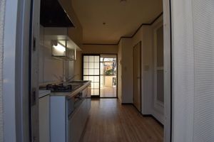 メゾンヒカリ 202号-2