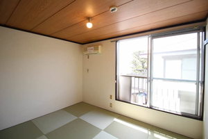 コ－ポ碑 202号-2
